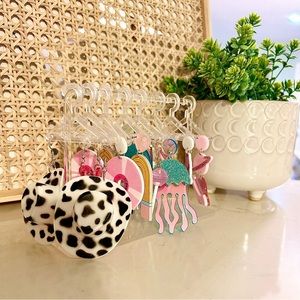 Earring holder stand